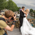 Pedir recomendaciones a amigos y familiares para fotógrafos de bodas
