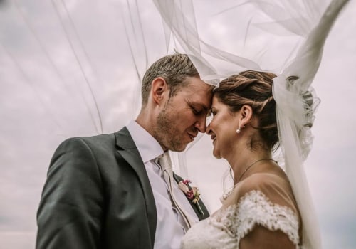 Cómo encontrar el fotógrafo de bodas perfecto en línea